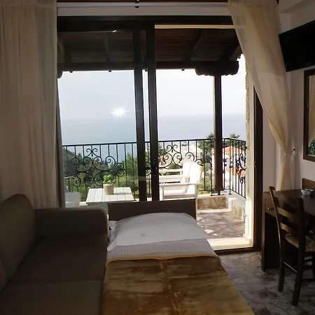 Palamidi Aparthotel