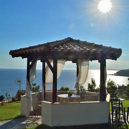 Palamidi Aparthotel 3*