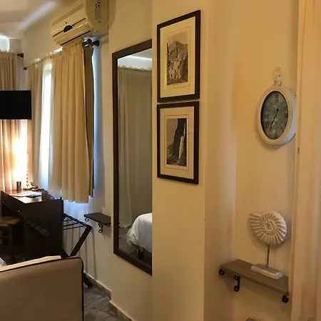 Aparthotel Palamidi 3*