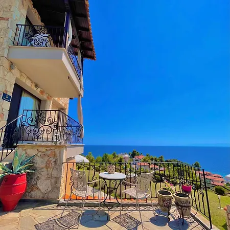 Palamidi Aparthotel 3*