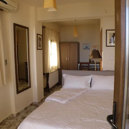 Palamidi Aparthotel 3*