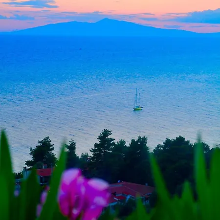 Palamidi Aparthotel 3*