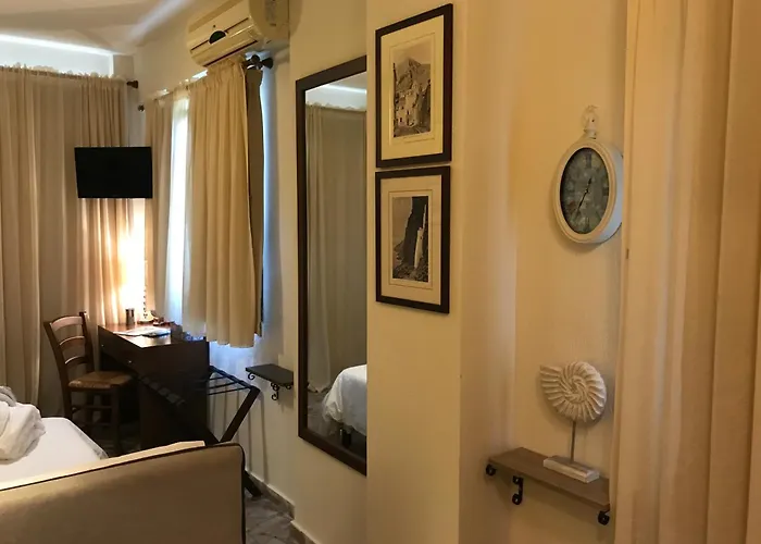 Apart Otel Palamidi 3*