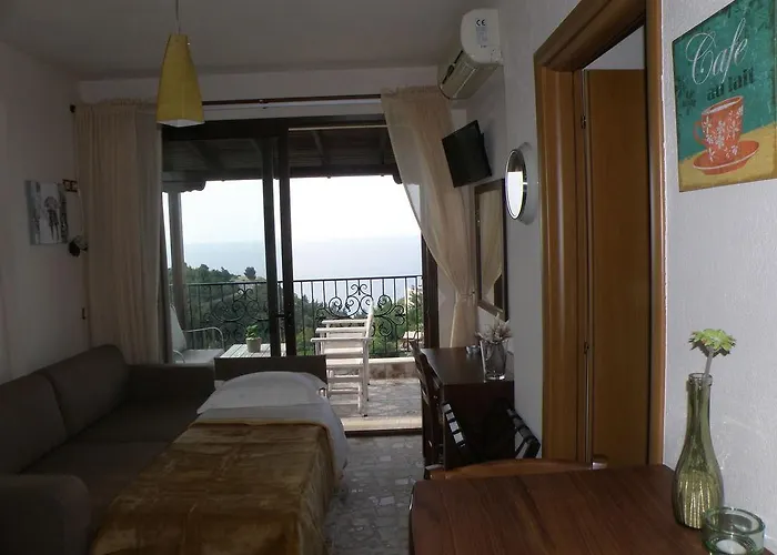 Palamidi Apart Otel 3*